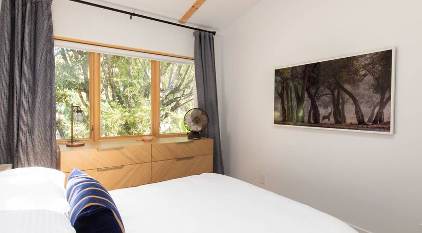 Photo of Tropical Treehouse