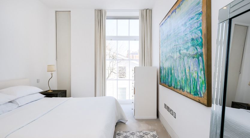 Photo of Pampas & Porcelain