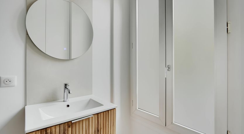 Photo of Under the Sunlight