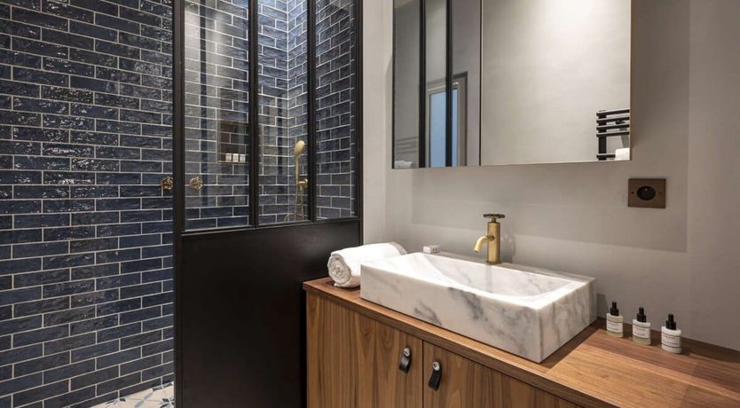 Photo of A Stroll Along the Seine