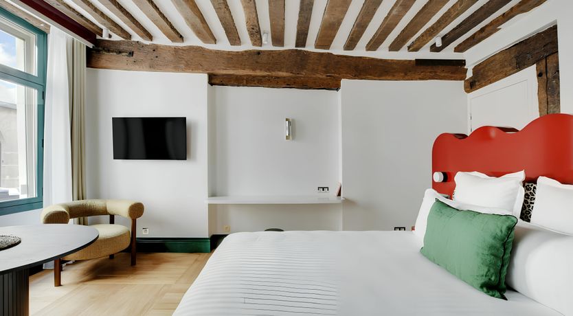 Photo of Beam & Curve