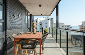 Photo of trendy-seaside-retreat