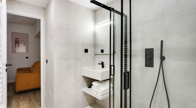 Photo of Sweet Sentier