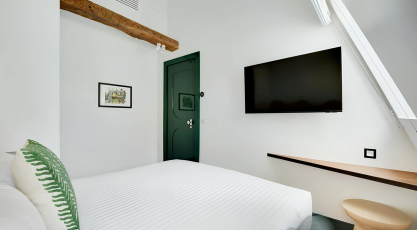 Photo of Pretty Paris