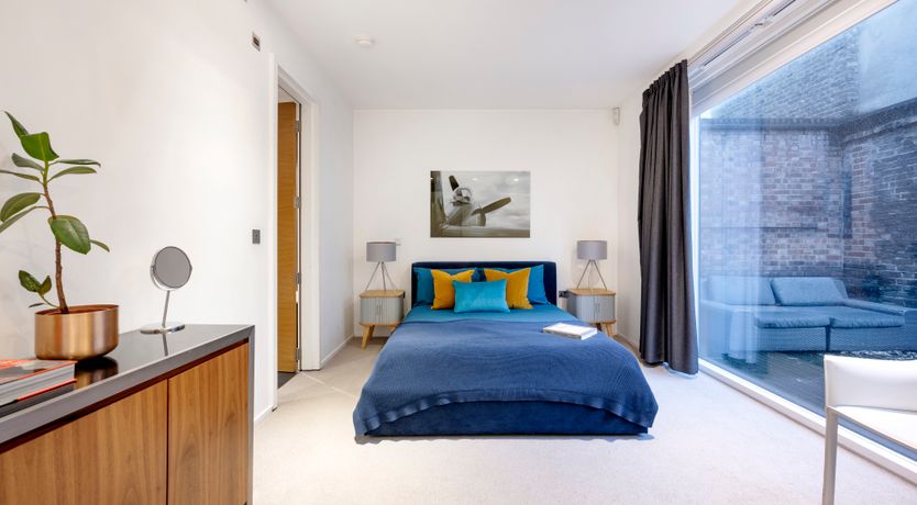 Photo of Fitzrovian Romance
