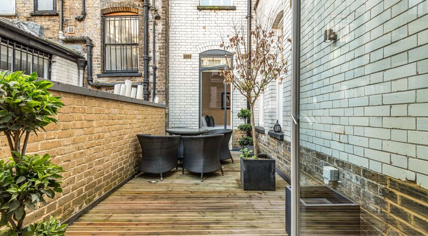 Photo of Fitzrovian Romance