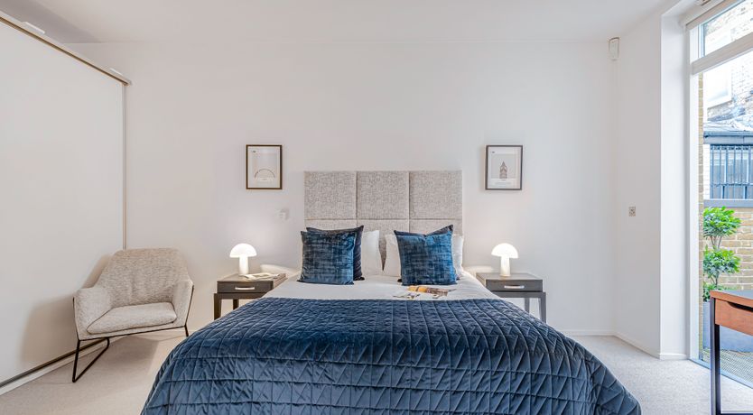 Photo of Fitzrovian Romance