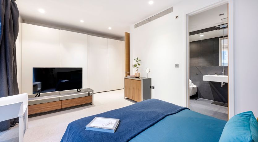 Photo of Fitzrovian Romance