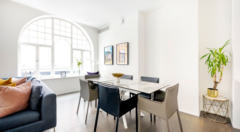 Photo of Fitzrovian Romance