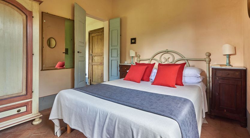 Photo of Between the Vines