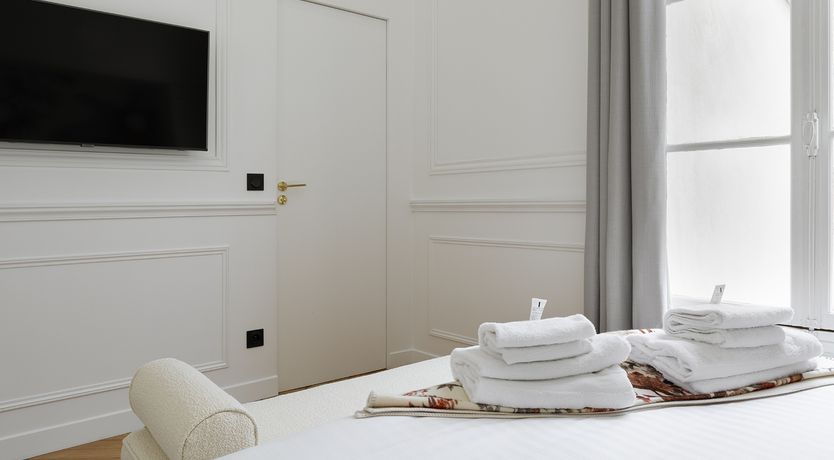 Photo of Parisian Sapphire