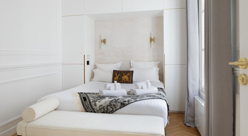 Photo of Parisian Sapphire