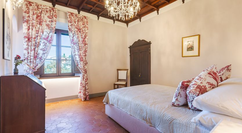 Photo of Savour the Tuscan Sunset