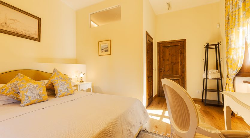 Photo of Savour the Tuscan Sunset