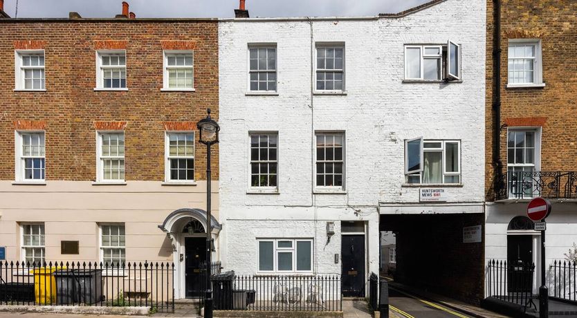 Photo of Topaz & Oak