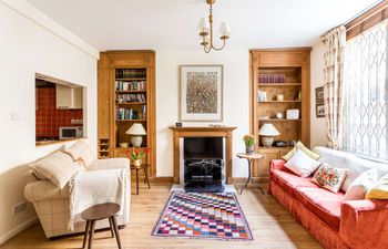 Passport to Pimlico Holiday Home