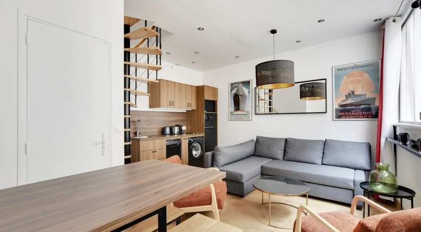 Photo of Parisian Sophisticate