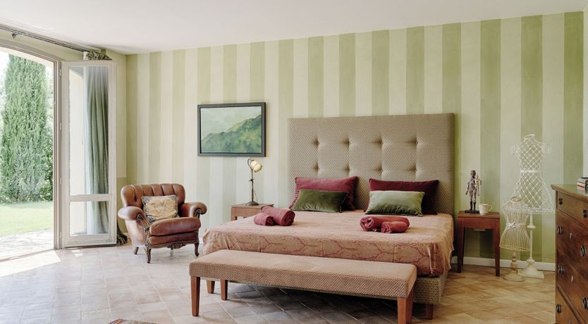 Photo of Enter the Light