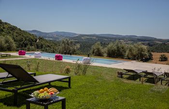 A Tuscan Rhapsody Holiday Home