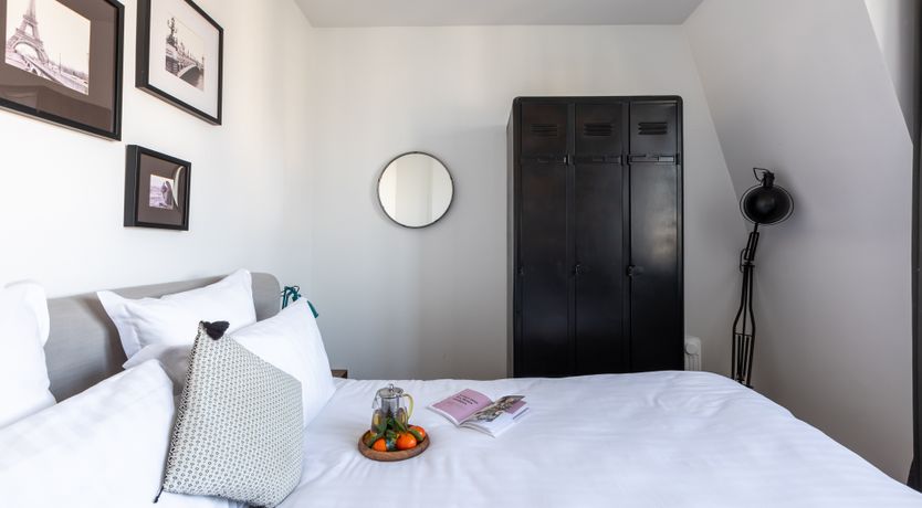 Photo of Seven O'Clock