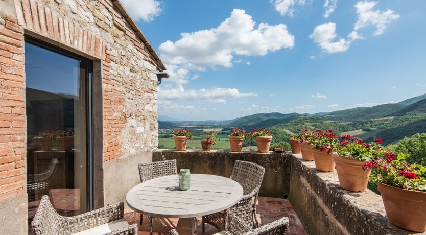 Photo of Hillside Splendour