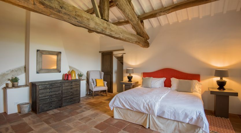 Photo of Hillside Splendour