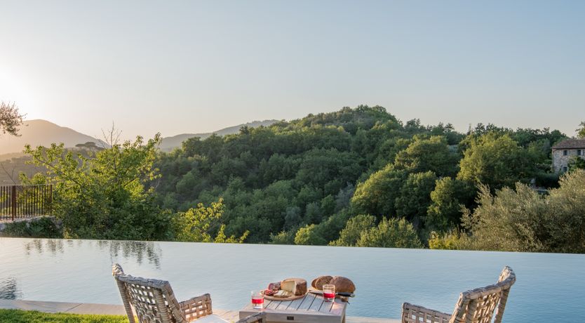 Photo of Hillside Splendour