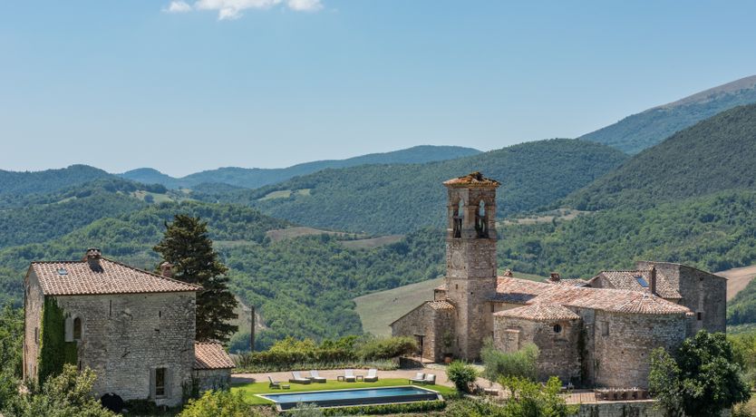 Photo of Hillside Splendour