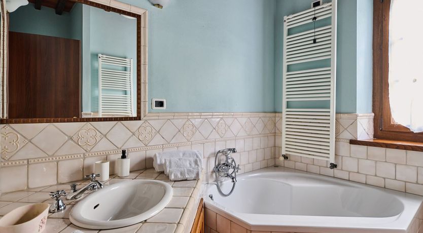 Photo of Chestnut & Vine