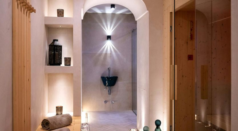 Photo of Emerald Splash