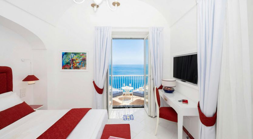 Photo of Emerald Splash