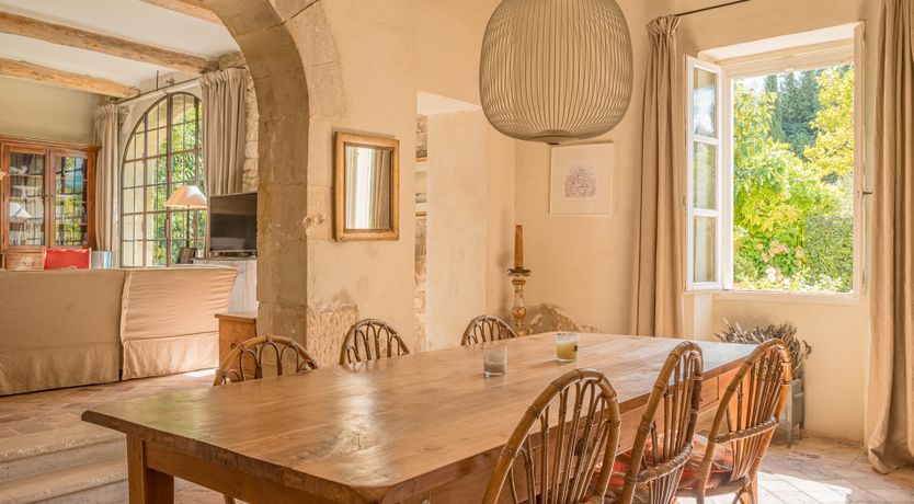 Photo of Vines & Perfume