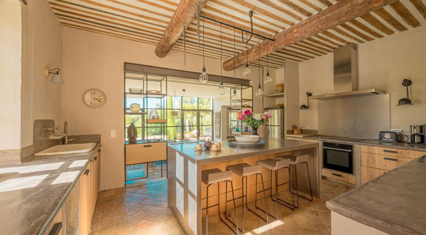 Photo of Vines & Perfume