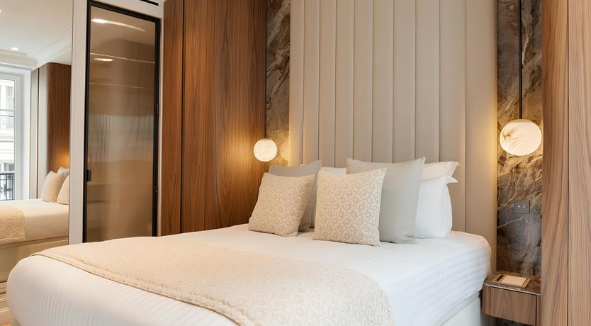 Photo of Shimmering Simplicity