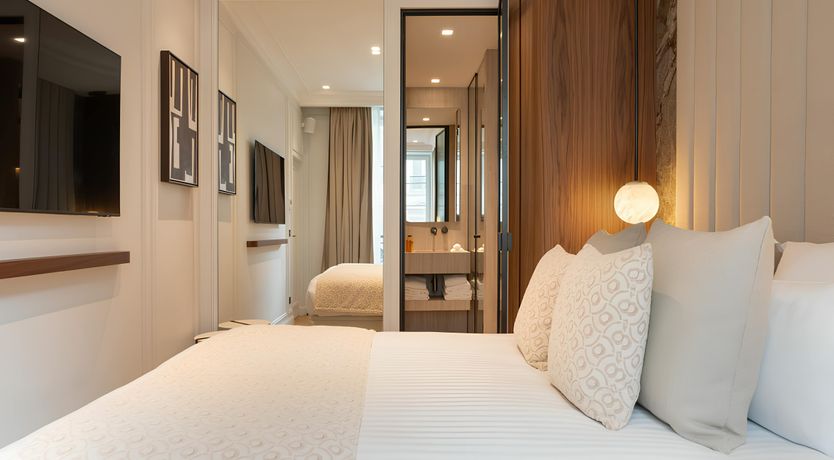 Photo of Shimmering Simplicity