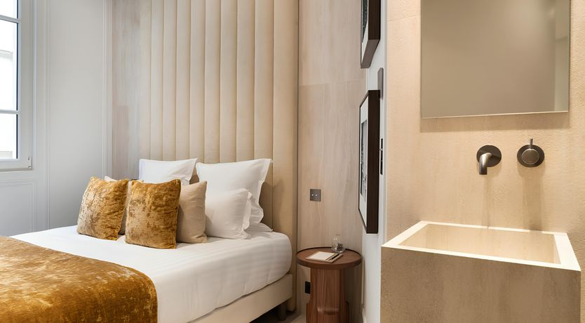 Photo of Shimmering Simplicity