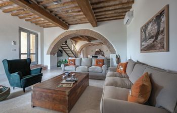 Tranquil Tuscan Retreat Holiday Home