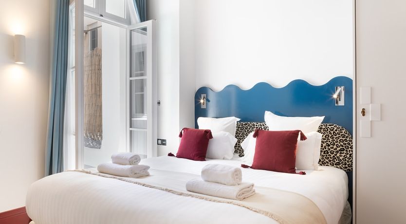 Photo of Parisian Curves