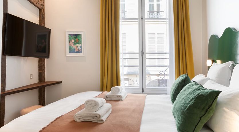 Photo of Parisian Curves