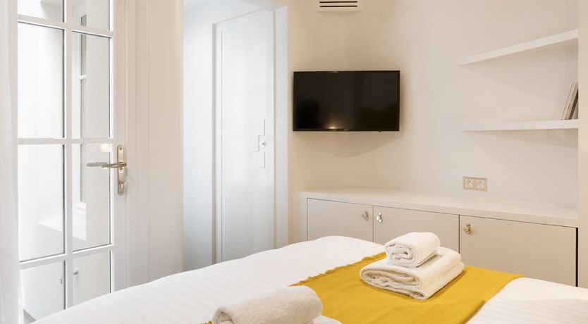 Photo of Parisian Curves