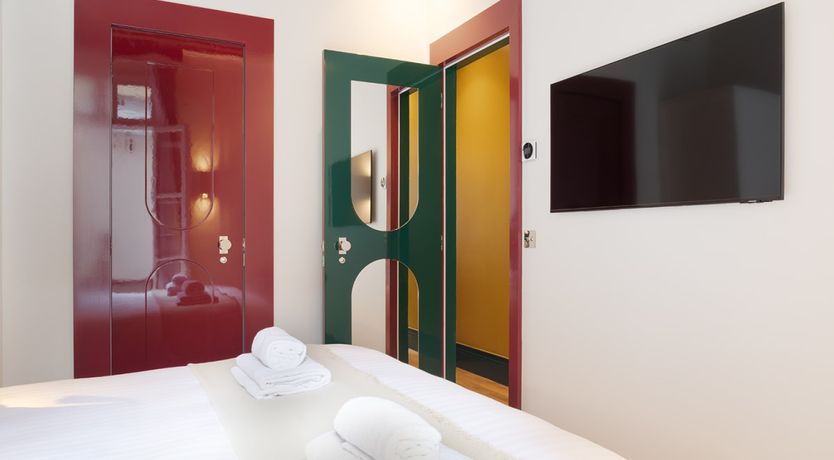 Photo of Parisian Curves