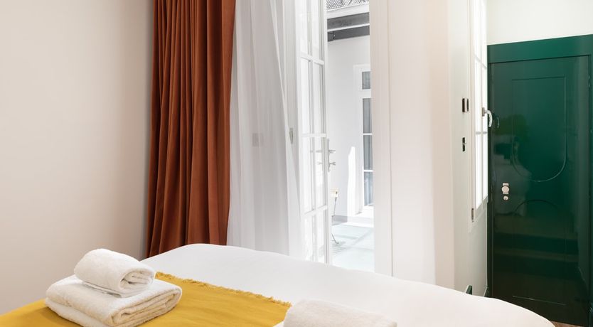 Photo of Parisian Curves