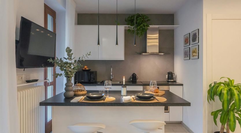 Photo of Lake View Terrace