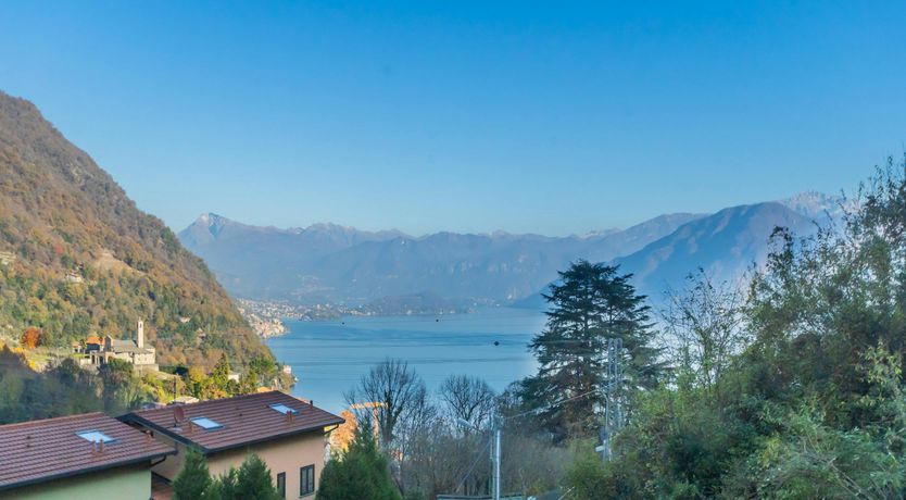 Photo of Lake View Terrace