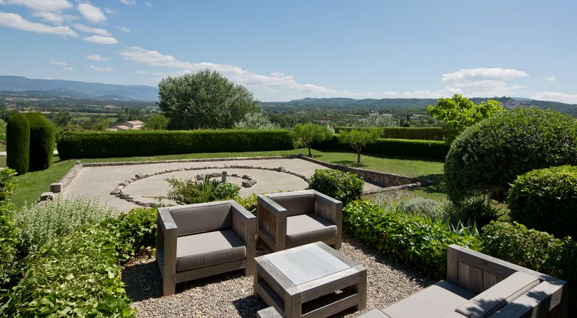 Photo of The Sun's Rainbow