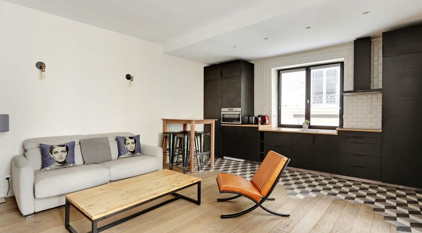 Photo of To the Heart of Paris