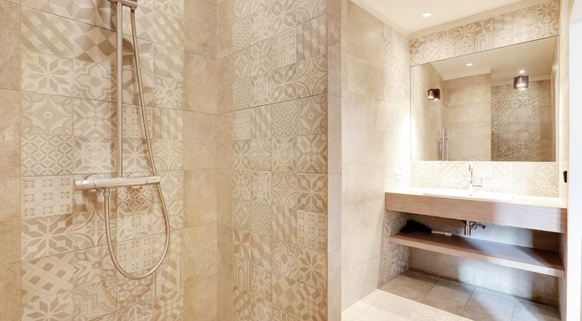 Photo of To the Heart of Paris