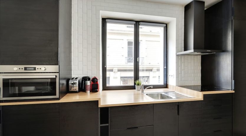 Photo of To the Heart of Paris