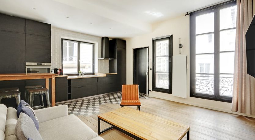 Photo of To the Heart of Paris