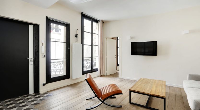 Photo of To the Heart of Paris